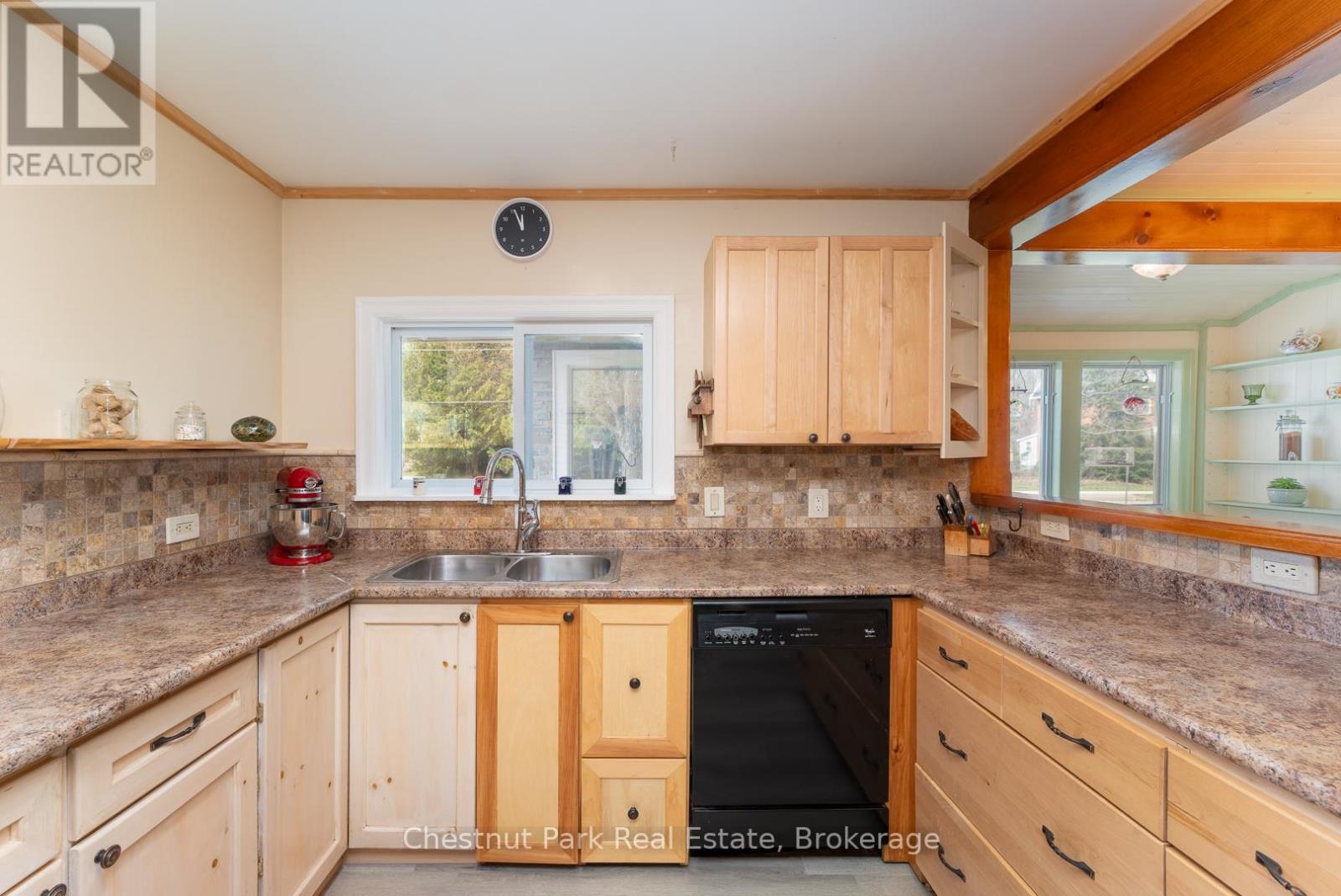 23 Ewing Street, Bracebridge, Ontario  P1L 1C7 - Photo 7 - X12123757