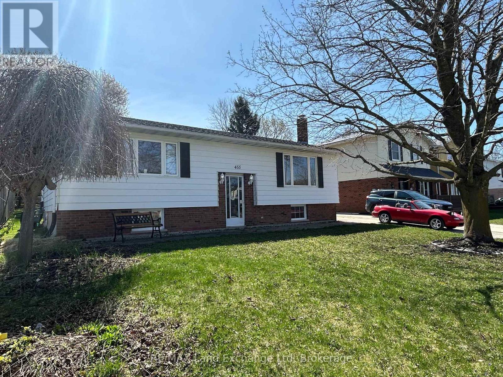 455 Highland Drive, North Huron, Ontario  N0G 2W0 - Photo 4 - X12123763
