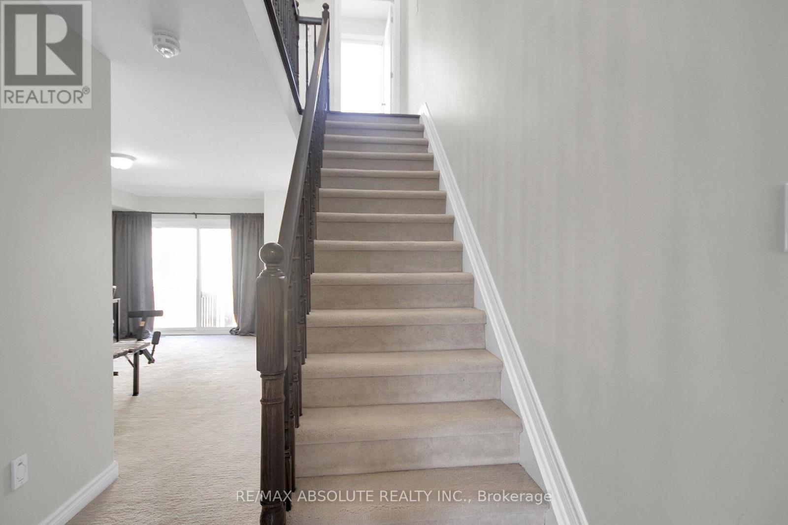 327 Twinflower Way, Ottawa, Ontario  K2J 5Z6 - Photo 4 - X12123625