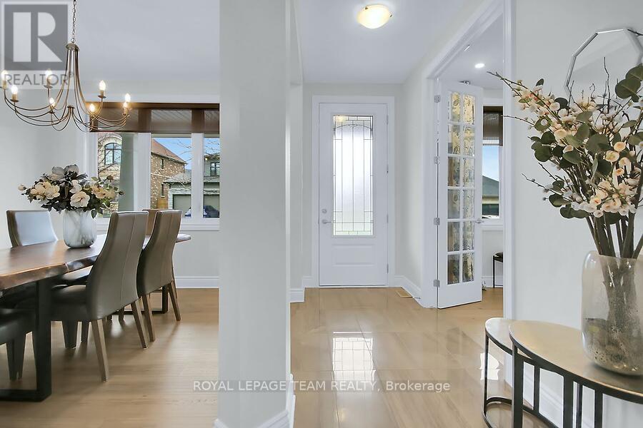 518 Chriscraft Way, Ottawa, Ontario  K4M 1J8 - Photo 3 - X12123635
