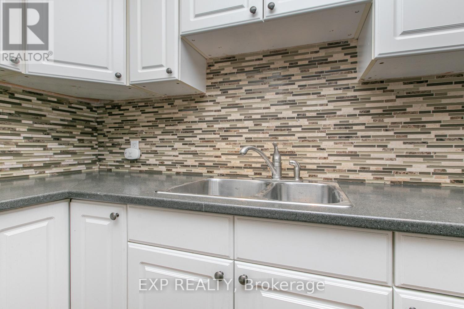 341 Parkdale Avenue, Ottawa, Ontario  K1Y 1G7 - Photo 20 - X12123676