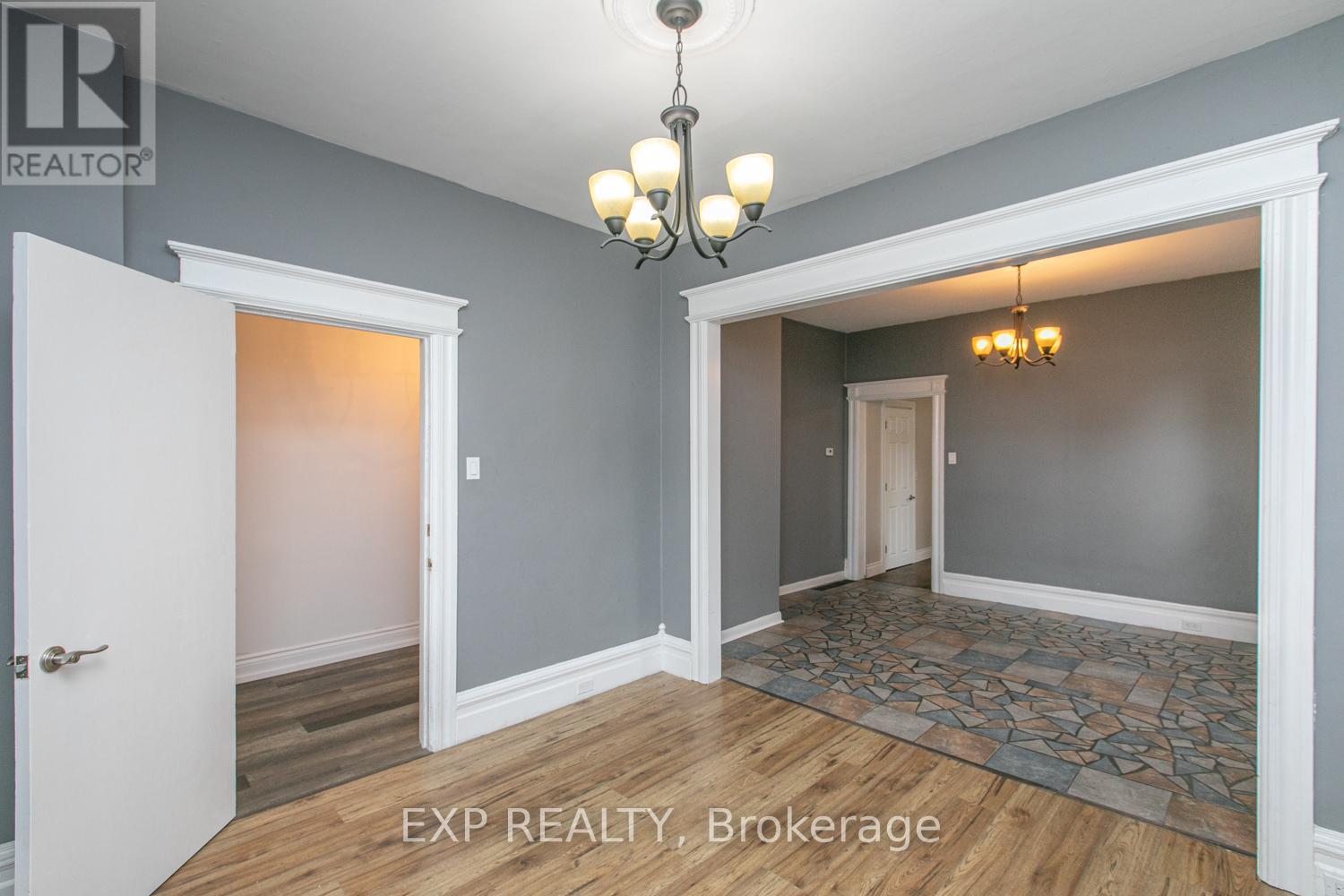 341 Parkdale Avenue, Ottawa, Ontario  K1Y 1G7 - Photo 7 - X12123676