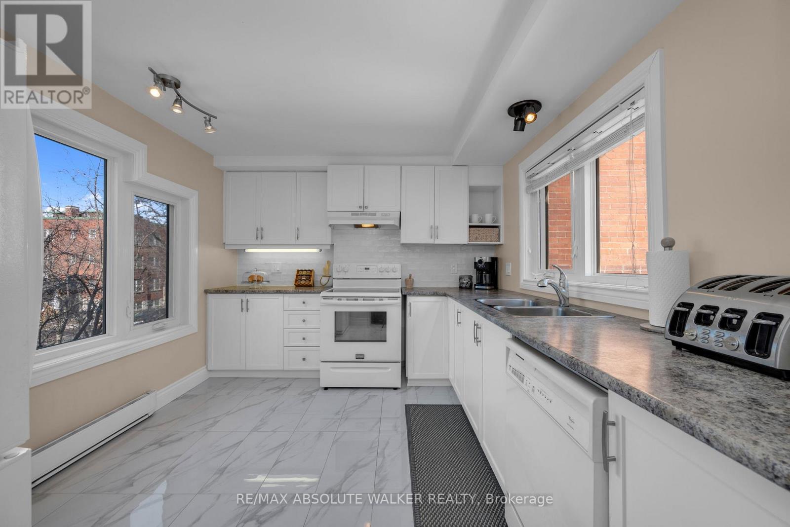 10 - 292 Laurier Avenue E, Ottawa, Ontario  K1N 6P5 - Photo 12 - X12123729