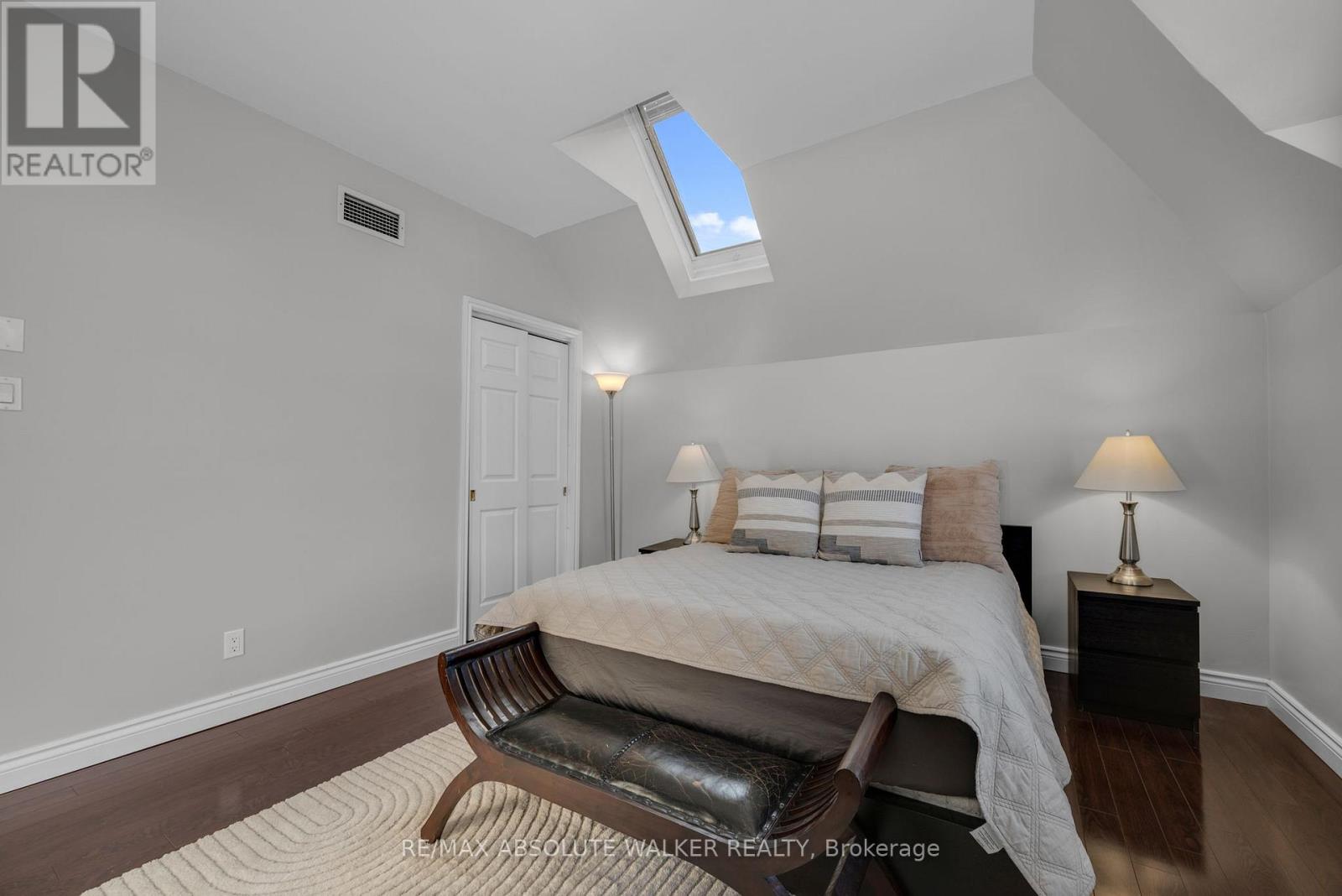 10 - 292 Laurier Avenue E, Ottawa, Ontario  K1N 6P5 - Photo 19 - X12123729