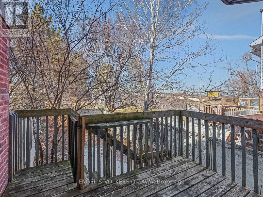 6 Mill Hill Road, Ottawa, Ontario  K2H 9N4 - Photo 43 - X12123740