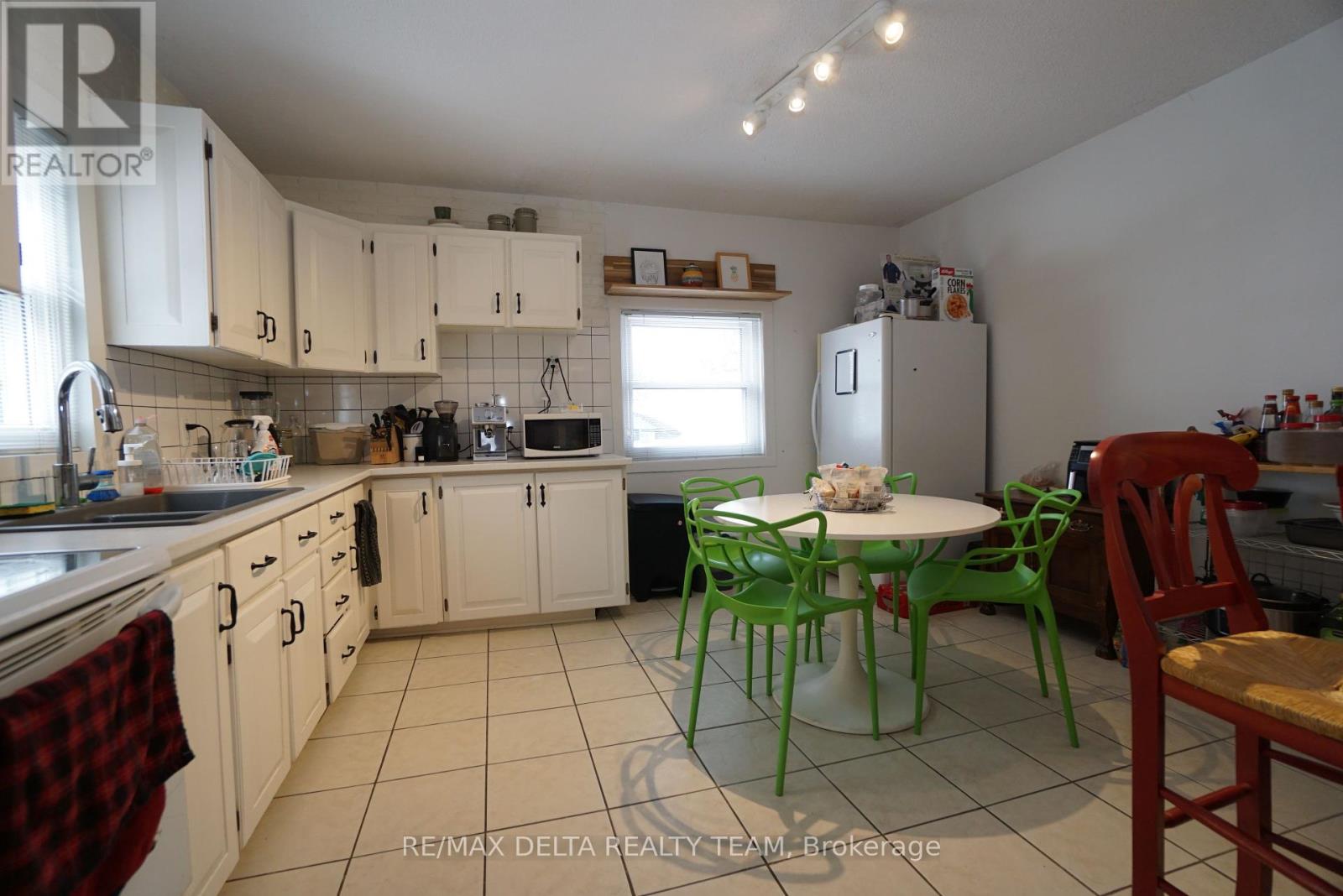 320 Lyon Street N, Ottawa, Ontario  K1R 5W6 - Photo 32 - X12123752