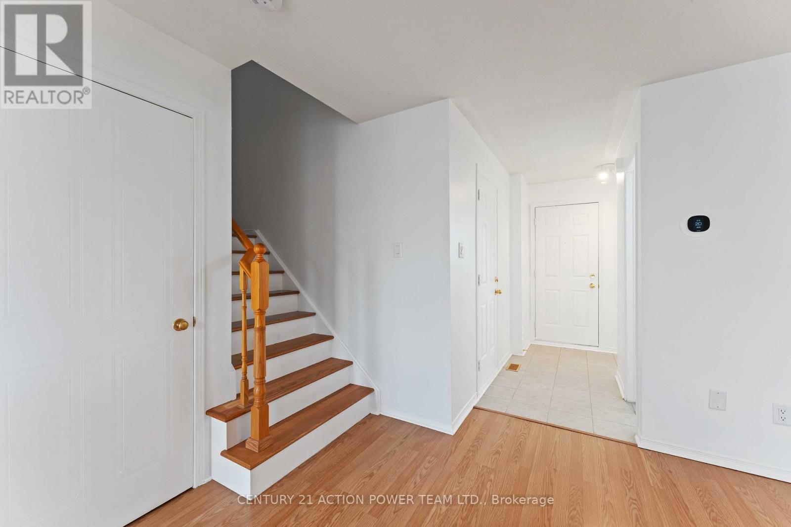 1887 Hialeah Drive, Ottawa, Ontario  K4A 3T3 - Photo 17 - X12123825