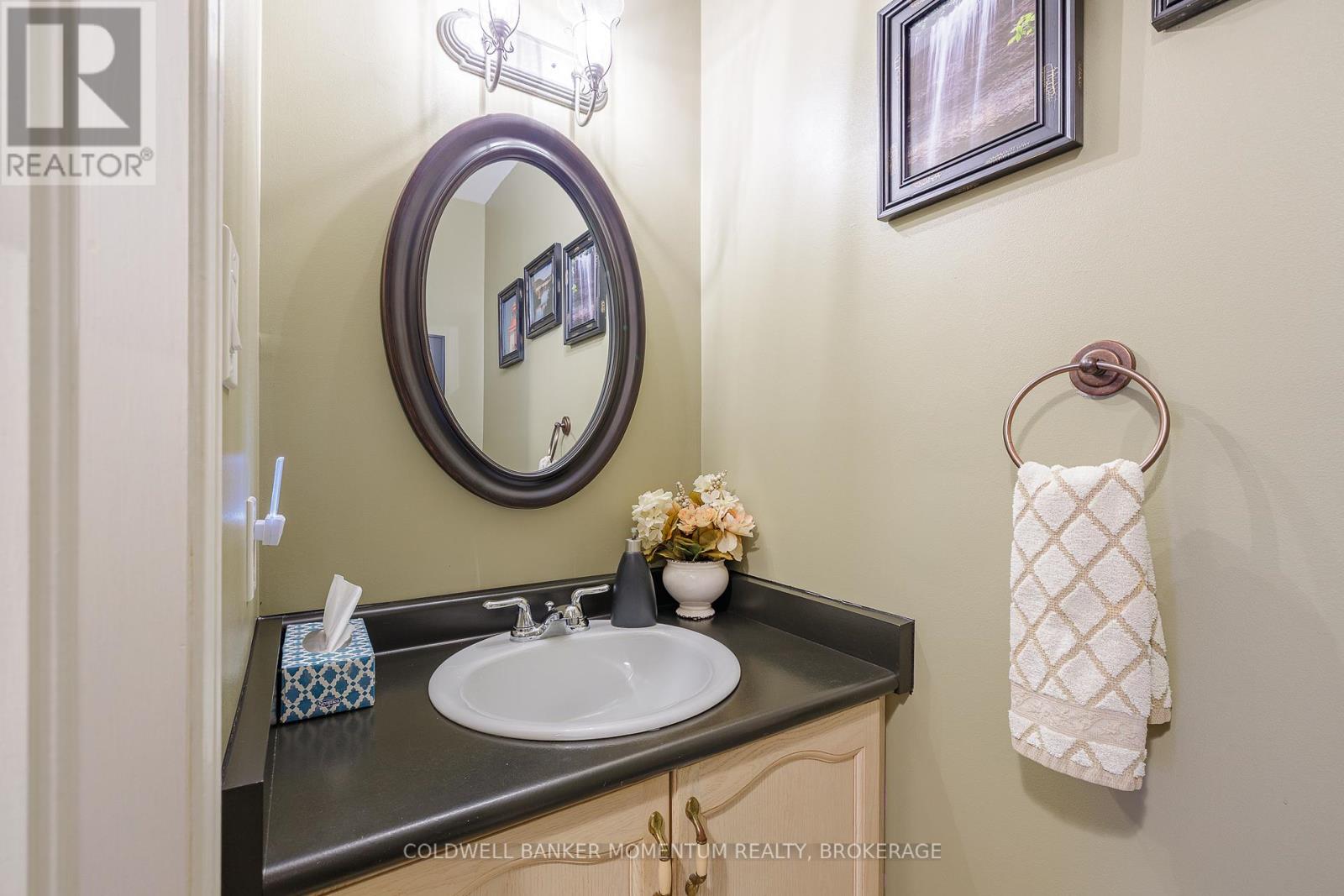 5191 Mulberry Drive, Lincoln, Ontario  L3J 0J6 - Photo 8 - X12123694