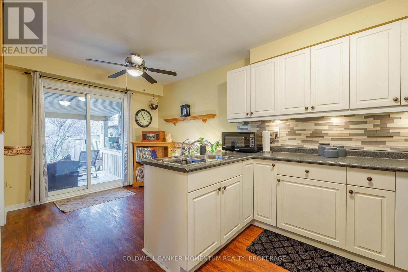 5191 Mulberry Drive, Lincoln, Ontario  L3J 0J6 - Photo 9 - X12123694