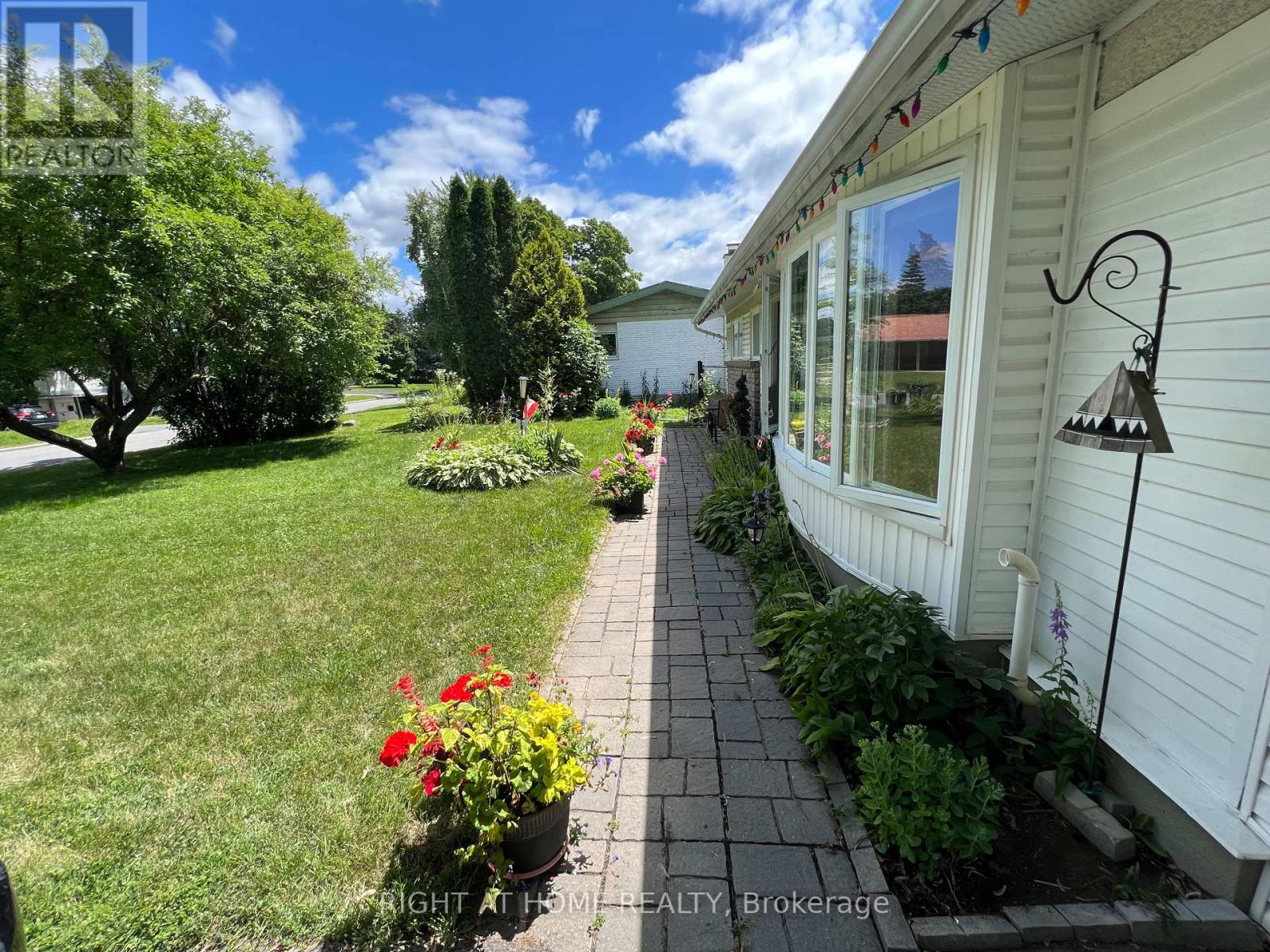 Property at 42 CLEADON DRIVE image 4