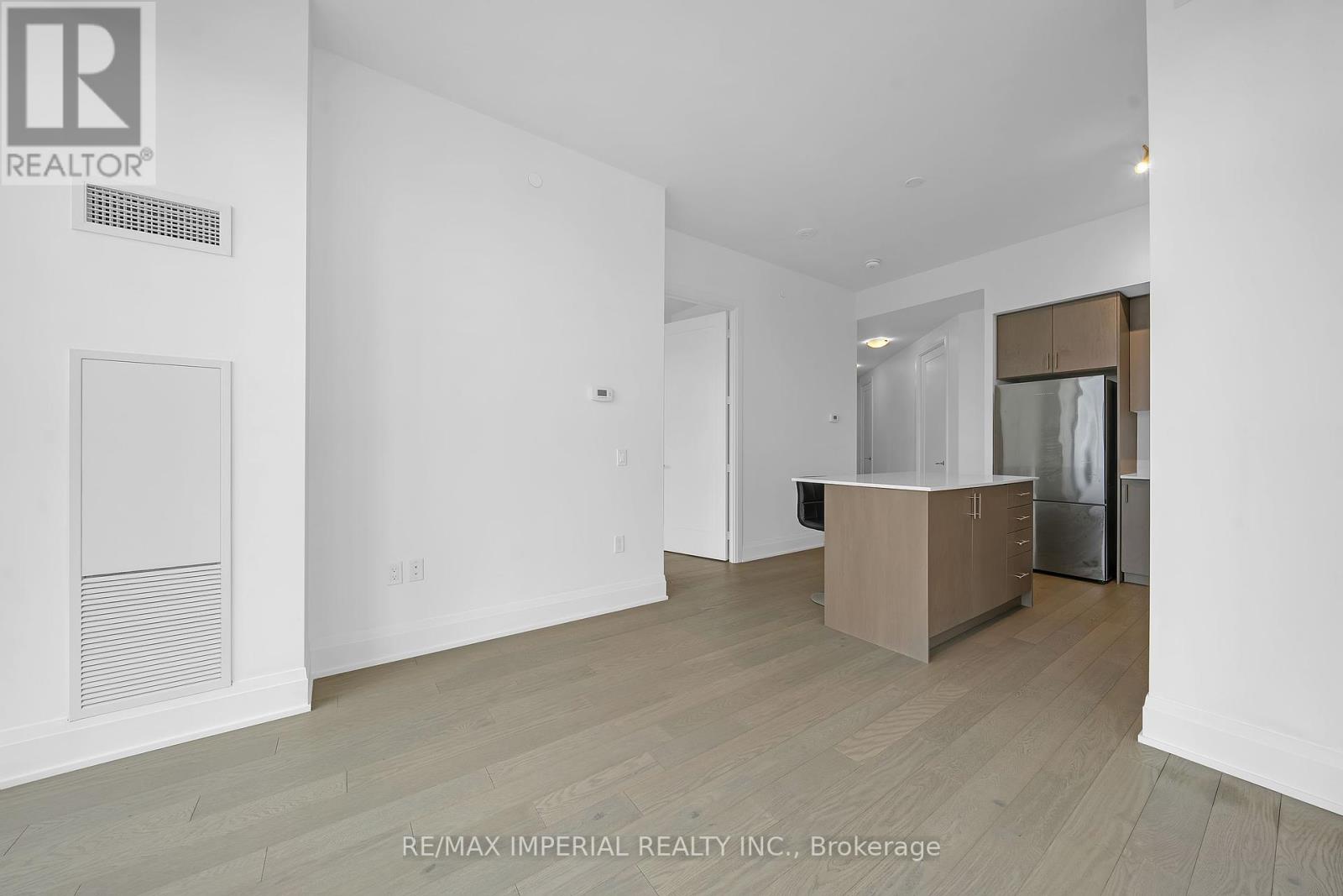 Ph106 - 9000 Jane Street, Vaughan, Ontario  L4K 0M6 - Photo 10 - N12106794