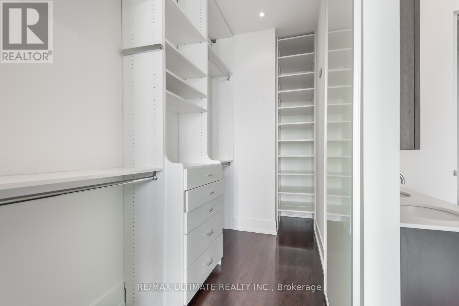4602 - 33 Charles Street E, Toronto, Ontario  M4Y 1R9 - Photo 11 - C12123620