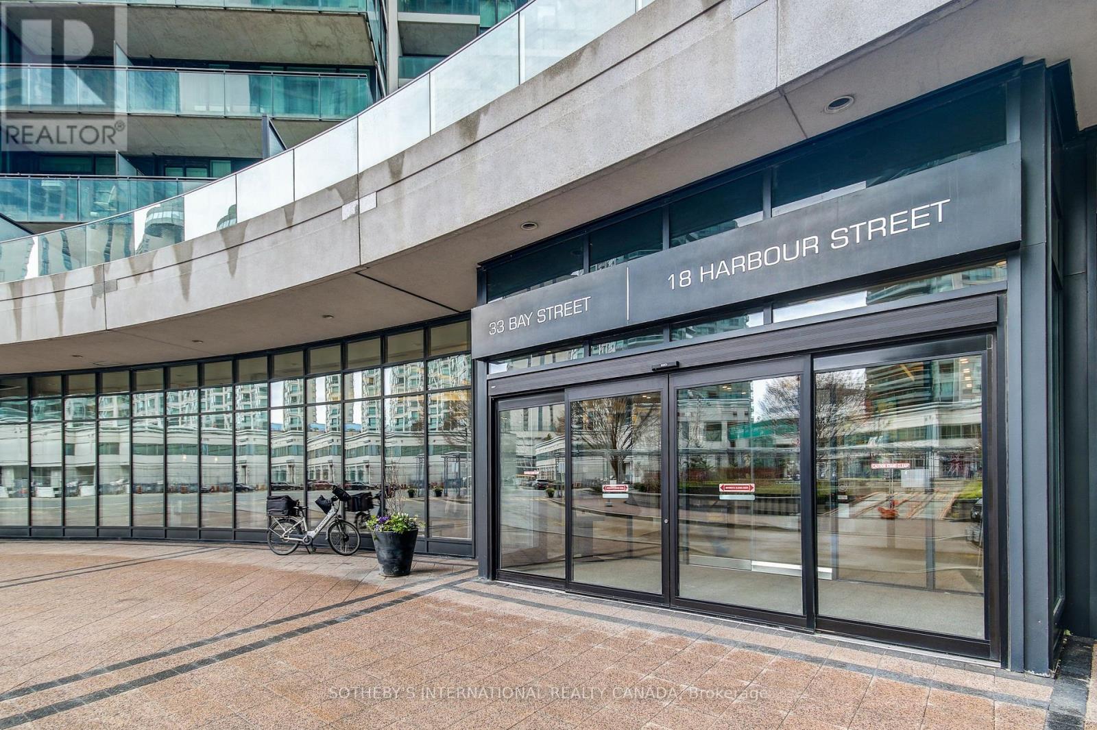 508 - 33 Bay Street, Toronto, Ontario  M5J 2Z3 - Photo 3 - C12123716