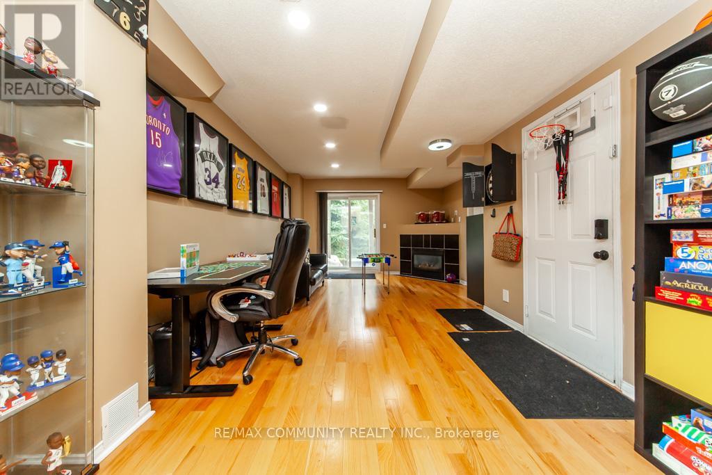 17 - 575 Steeple Hill, Pickering, Ontario  L1V 5Z2 - Photo 37 - E12123622