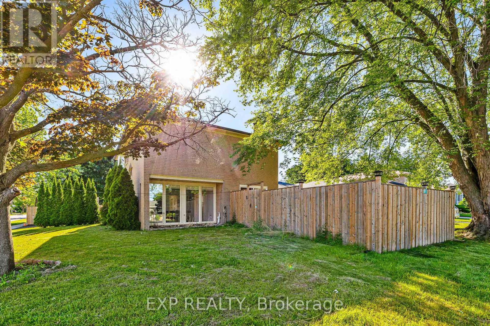 126 Slan Avenue, Toronto, Ontario  M1G 3B9 - Photo 32 - E12123746