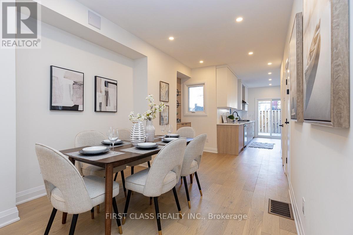 28 Endean Avenue, Toronto, Ontario  M4M 1W6 - Photo 6 - E12123818