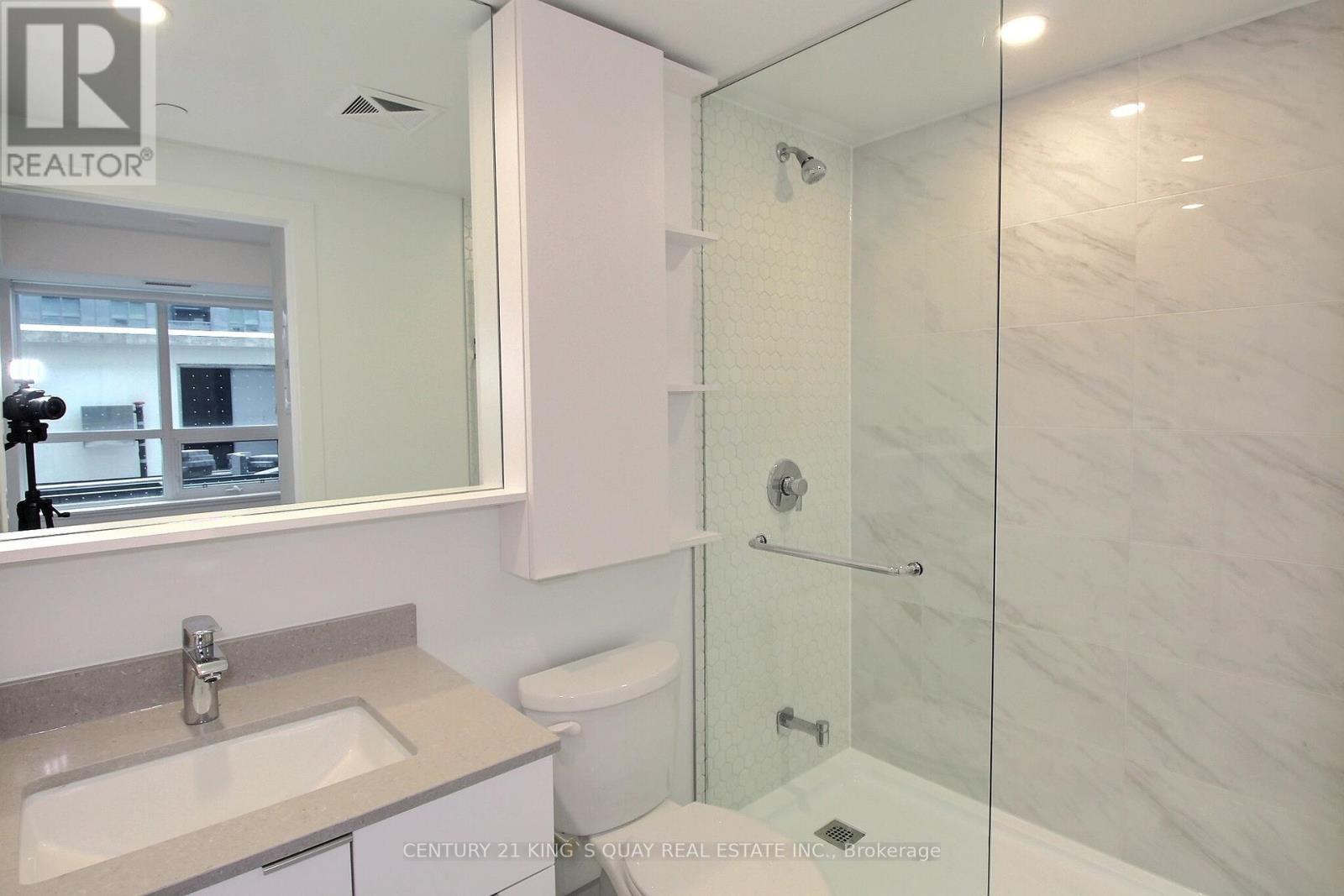 305 - 8 Cedarland Drive, Markham, Ontario  L6G 0H4 - Photo 6 - N12123713