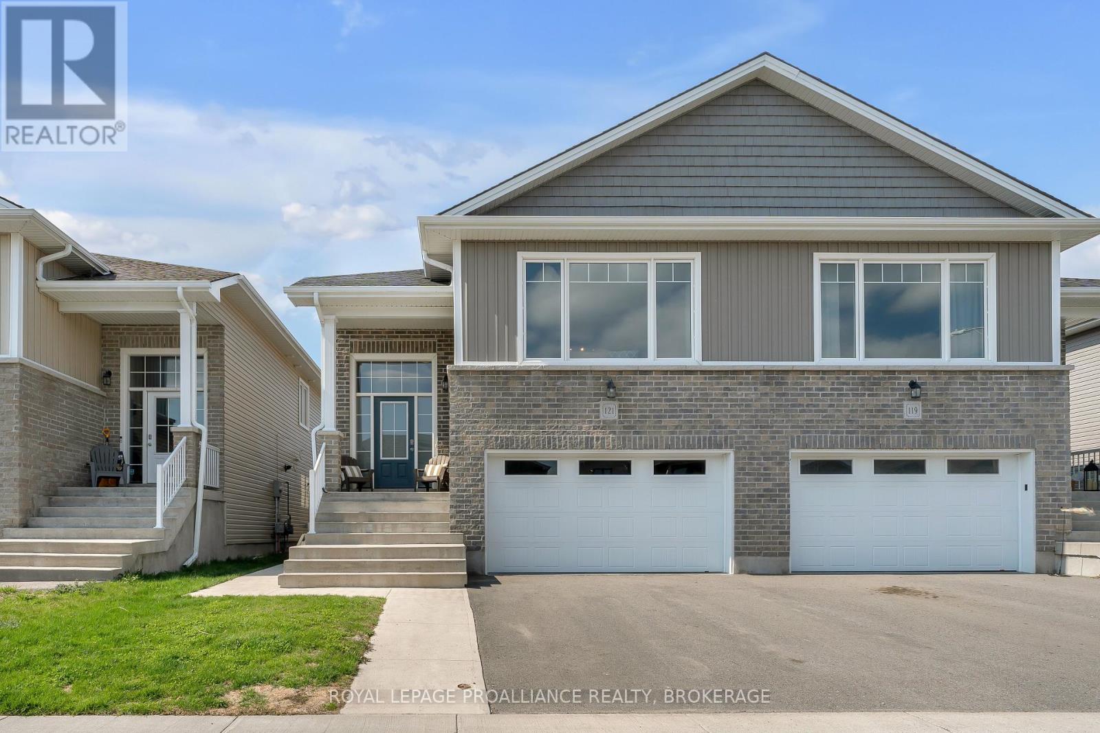 121 DR RICHARD JAMES CRESCENT, Loyalist, Ontario