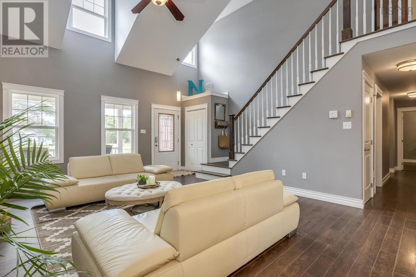 Property at 180 Belle Drive image 5