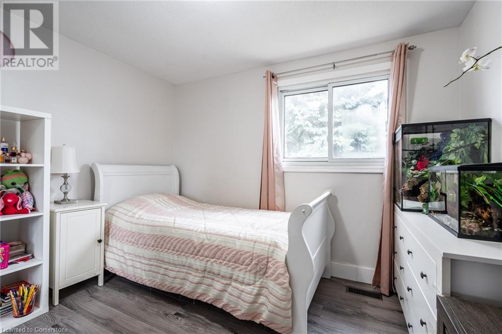 120 Chilton Drive, Hamilton, Ontario  L8J 1M5 - Photo 29 - 40716455