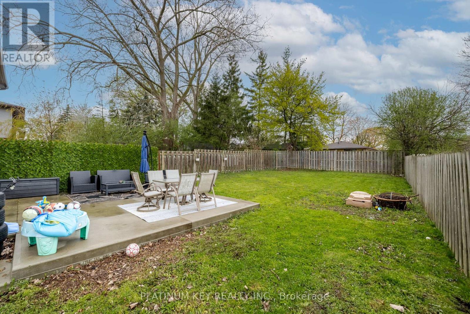 404 Crawford Street, London South, Ontario  N6C 3B3 - Photo 23 - X12123852