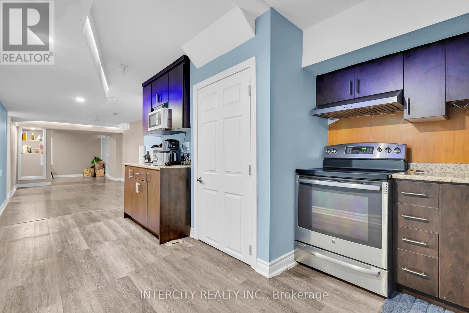 98 Lola Crescent, Brampton (Northwest Brampton), Ontario  L7A 0A8 - Photo 40 - W12123726