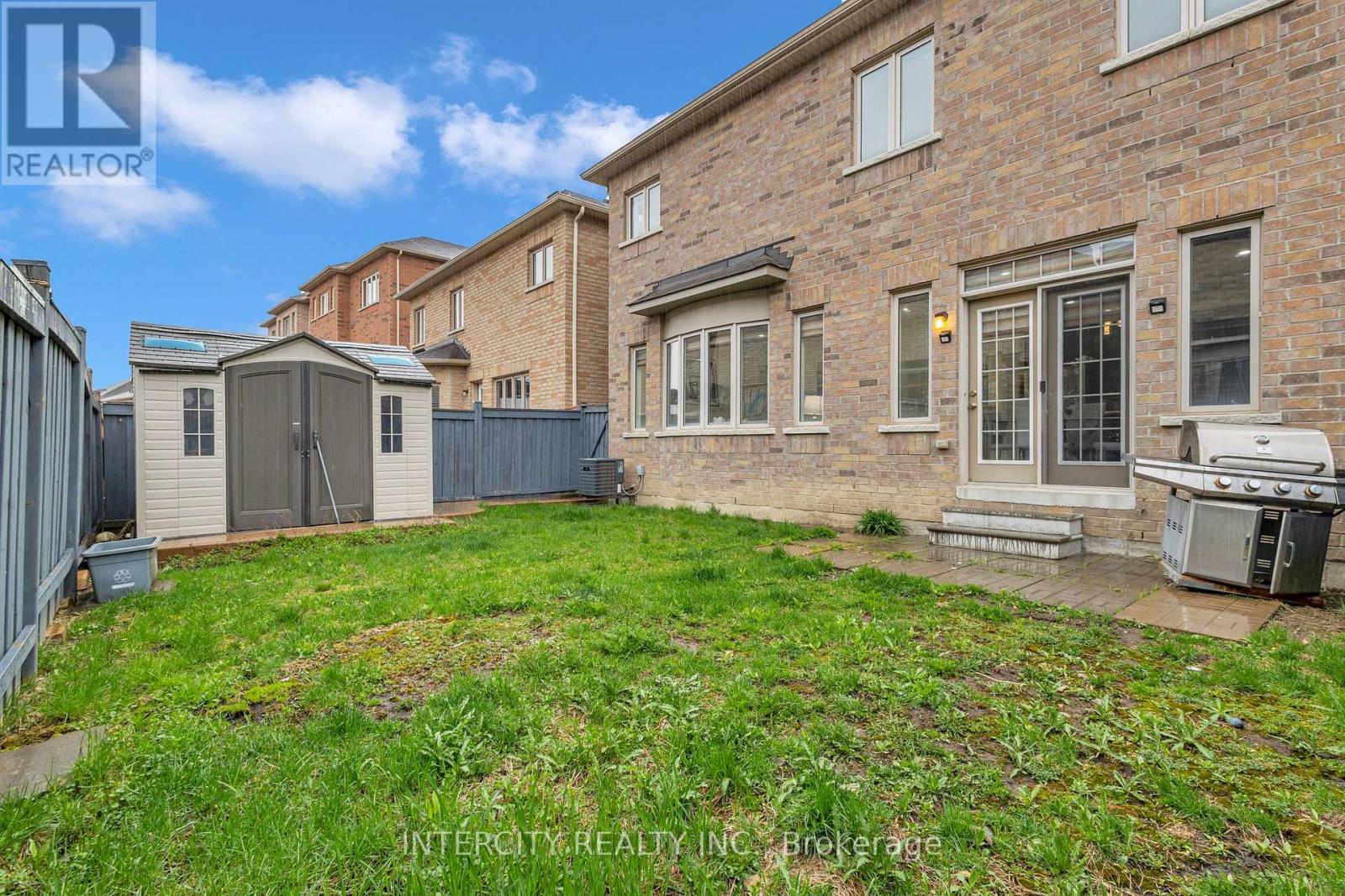 98 Lola Crescent, Brampton (Northwest Brampton), Ontario  L7A 0A8 - Photo 46 - W12123726