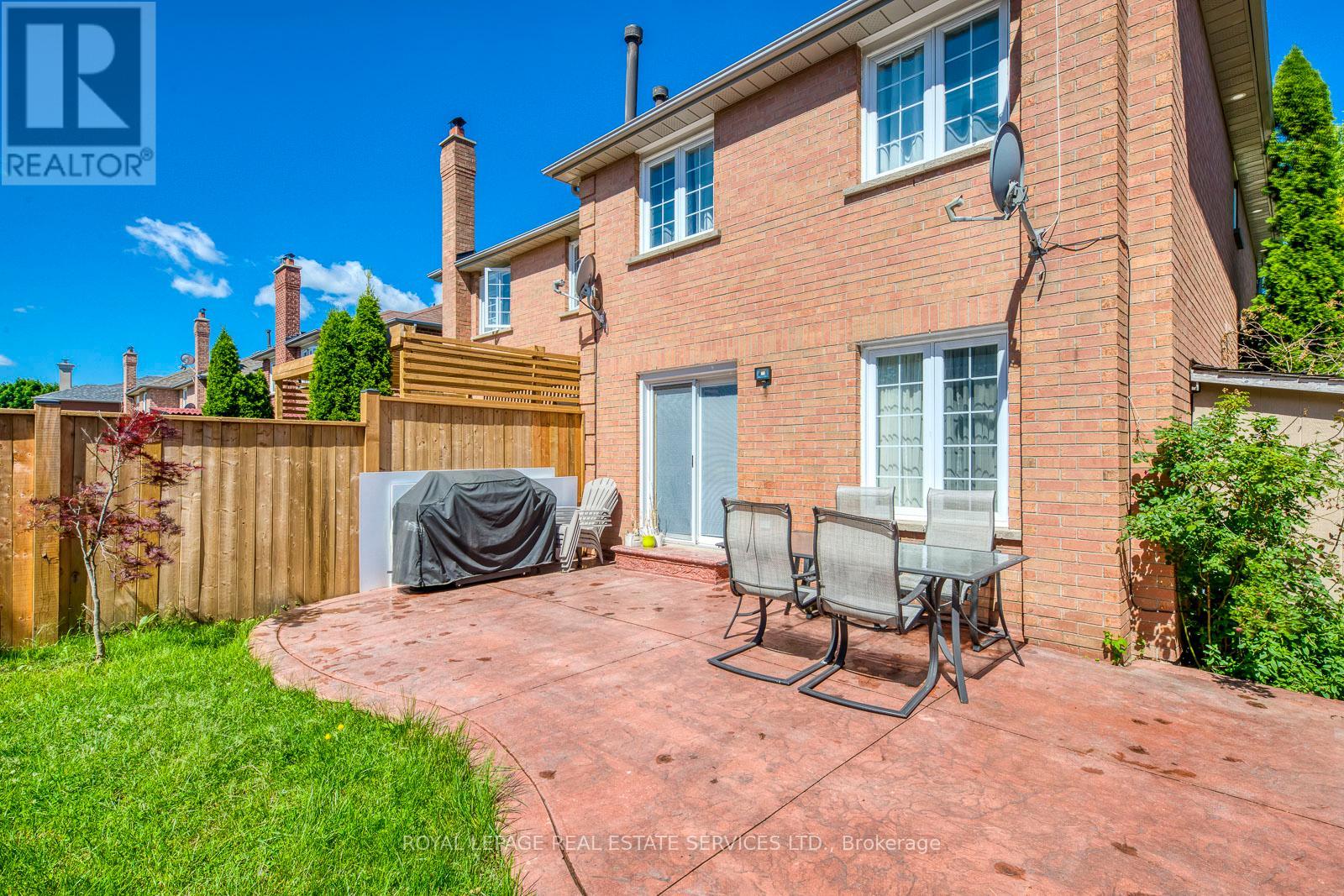 1220 Old Oak Drive, Oakville (West Oak Trails), Ontario  L6M 3K6 - Photo 37 - W12123765