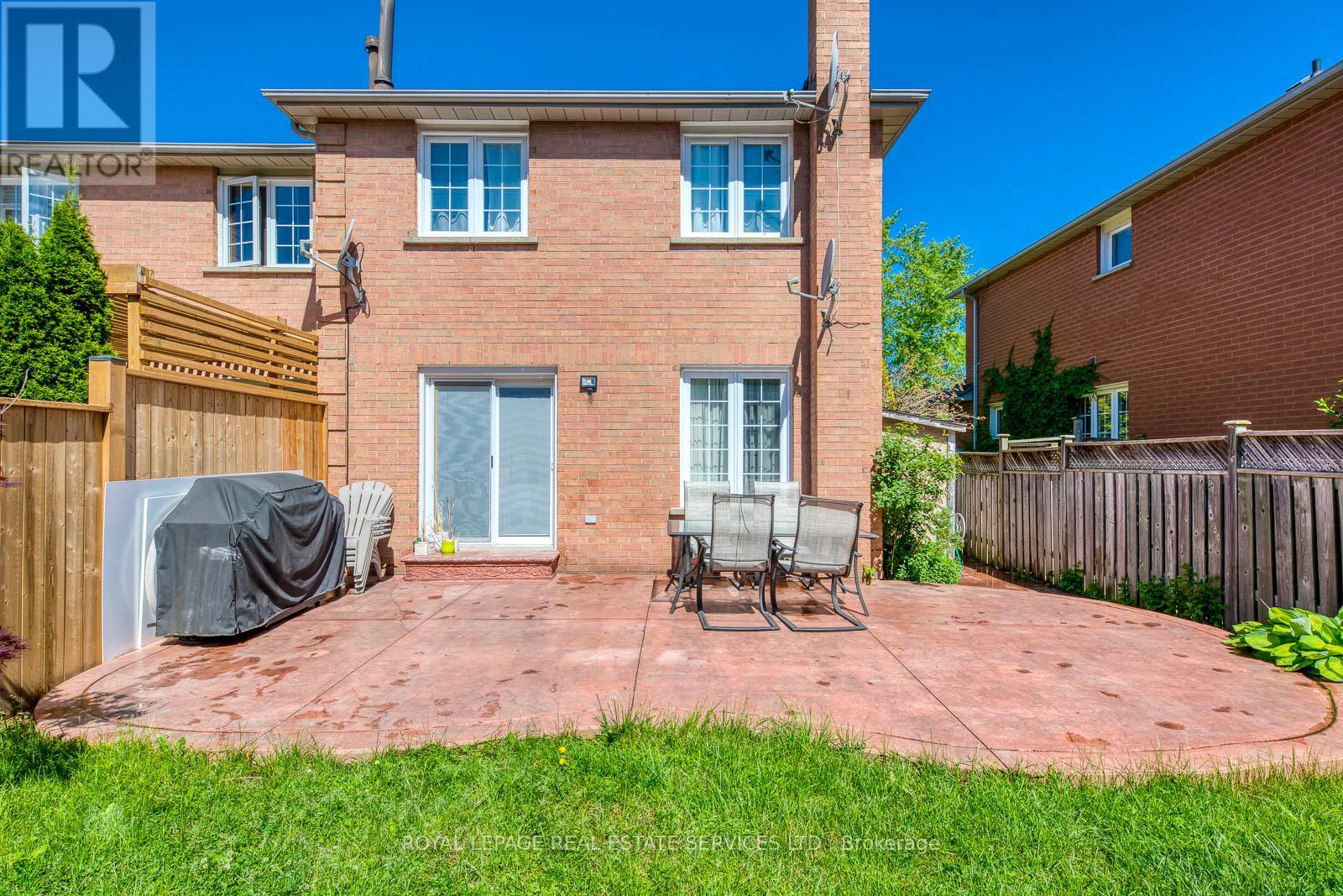 1220 Old Oak Drive, Oakville, Ontario  L6M 3K6 - Photo 40 - W12123765