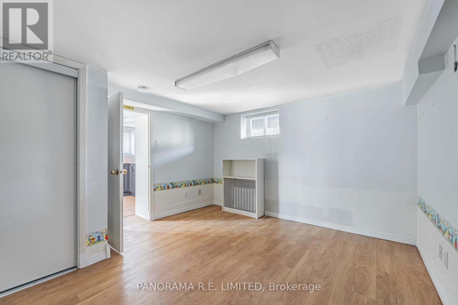 5 - 8 Thirty Third Street, Toronto, Ontario  M8W 3G8 - Photo 6 - W12123793
