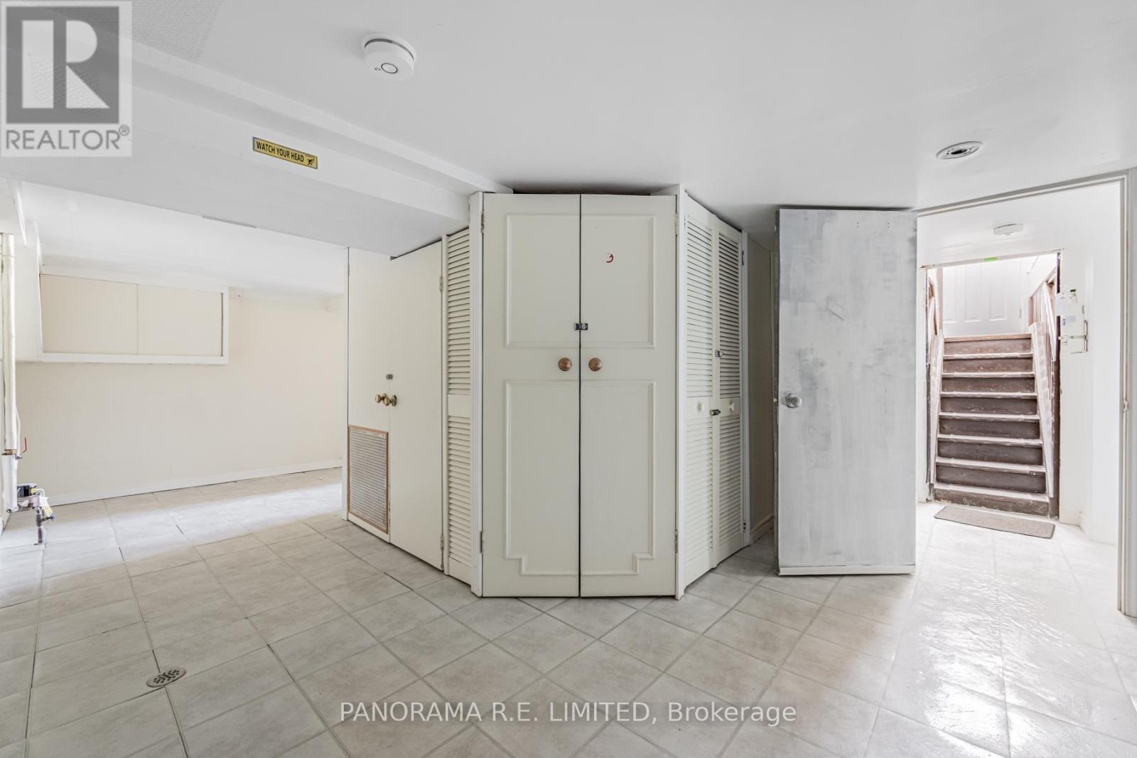 5 - 8 Thirty Third Street, Toronto, Ontario  M8W 3G8 - Photo 8 - W12123793