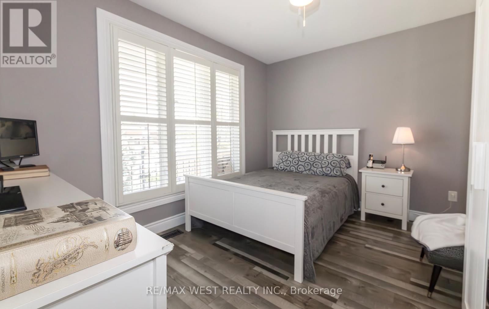 7110 Codlin Avenue, Mississauga (Malton), Ontario  L4T 2M4 - Photo 21 - W12123830