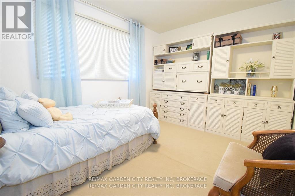 7 Clement Place, St. Catharines (Ridley), Ontario  L2S 2J8 - Photo 25 - X12123911