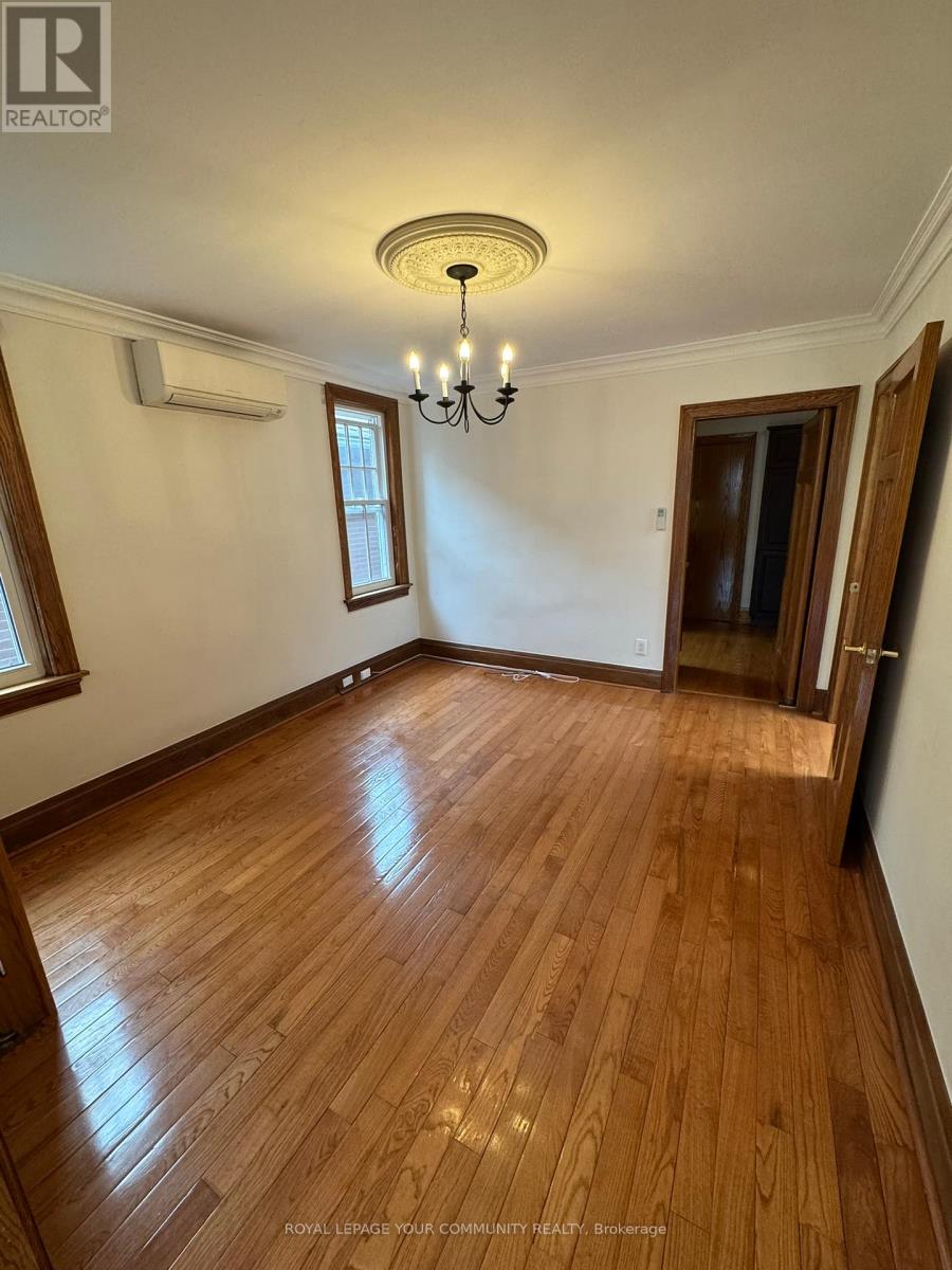 Upper - 181 St Clair Avenue E, Toronto, Ontario  M4T 1N9 - Photo 6 - C12057981