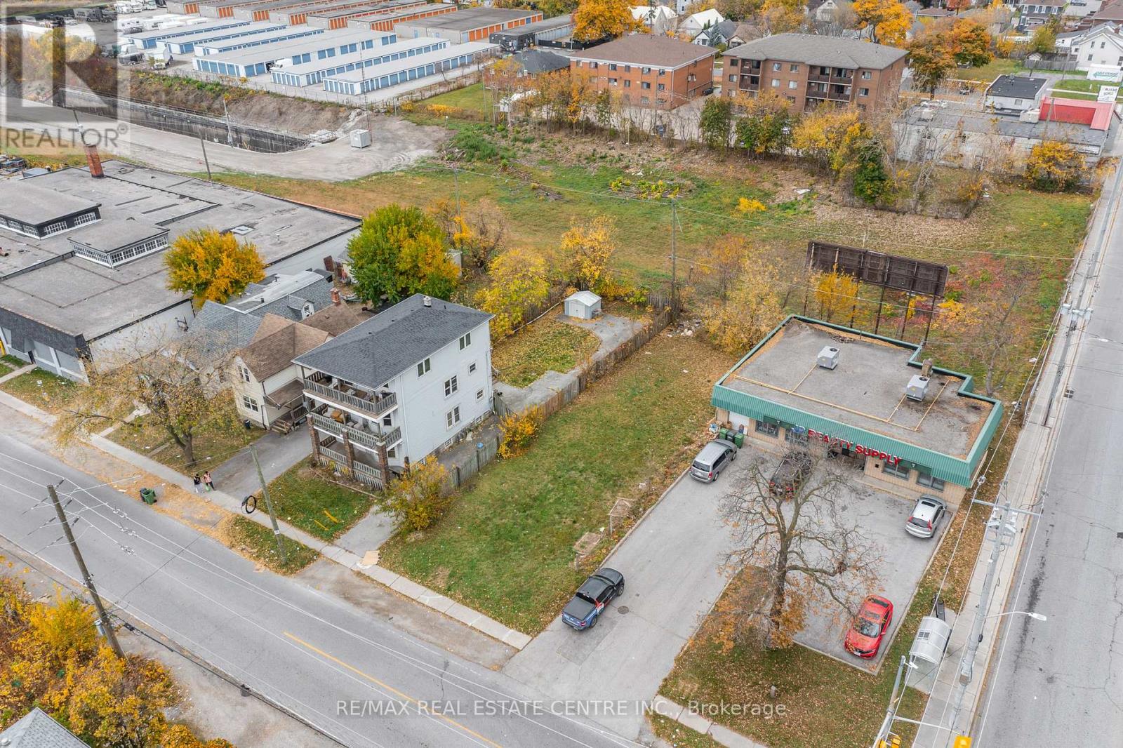 621 Wellington Avenue, Windsor, Ontario  N9A 5J5 - Photo 2 - X12123664