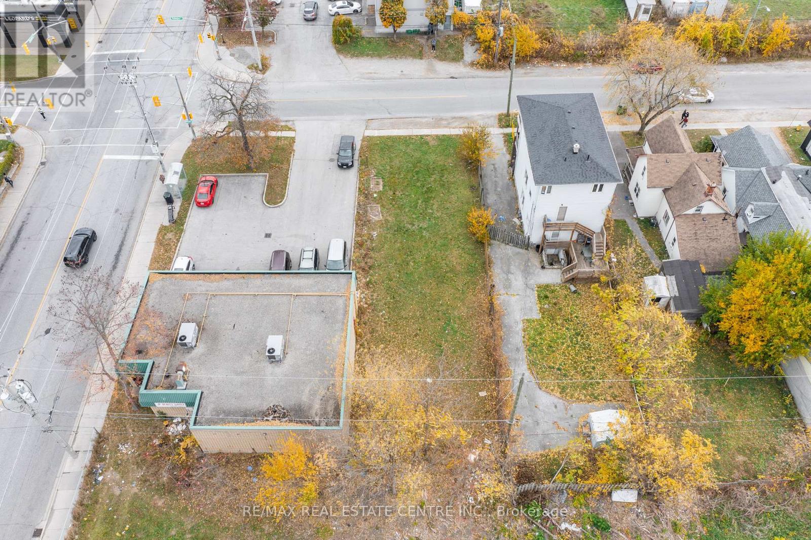 621 Wellington Avenue, Windsor, Ontario  N9A 5J5 - Photo 9 - X12123664