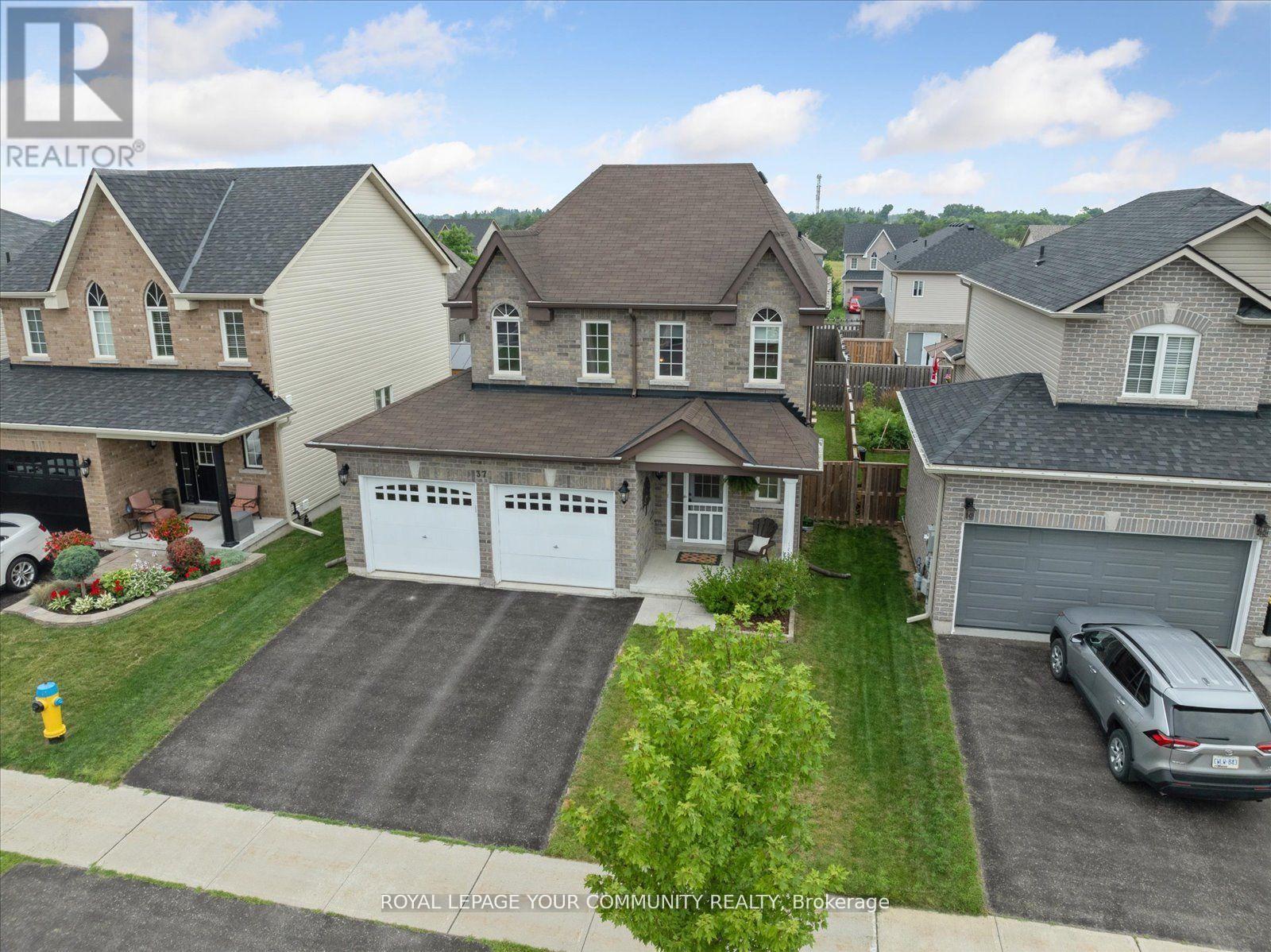 37 Gunsolus Road, Kawartha Lakes, Ontario  K9V 0E4 - Photo 1 - X12123745