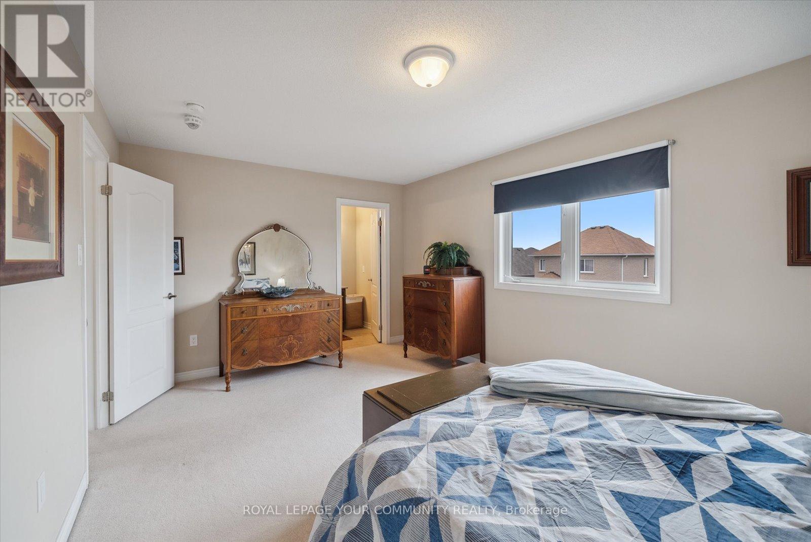 37 Gunsolus Road, Kawartha Lakes, Ontario  K9V 0E4 - Photo 12 - X12123745