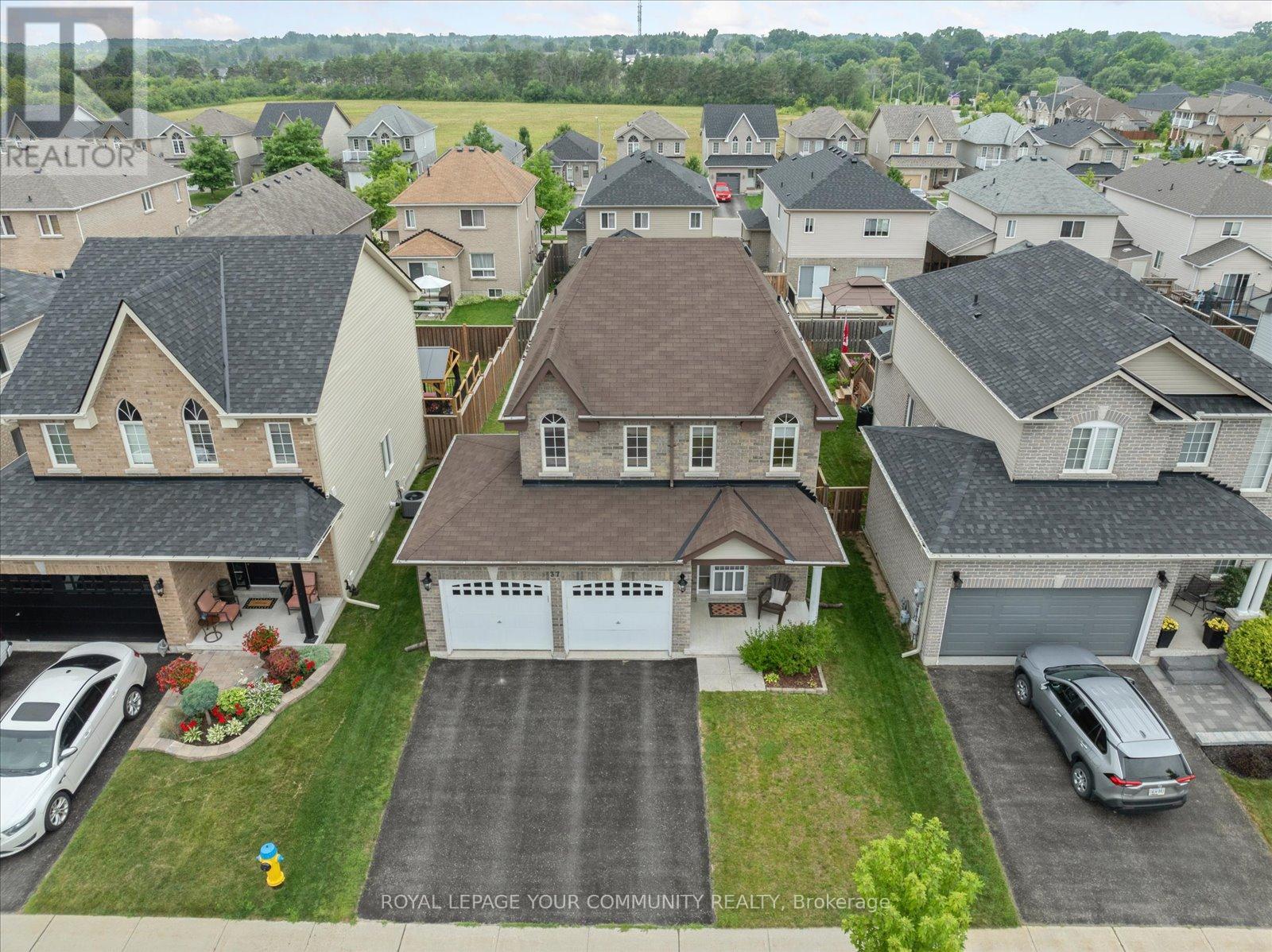 37 Gunsolus Road, Kawartha Lakes, Ontario  K9V 0E4 - Photo 2 - X12123745