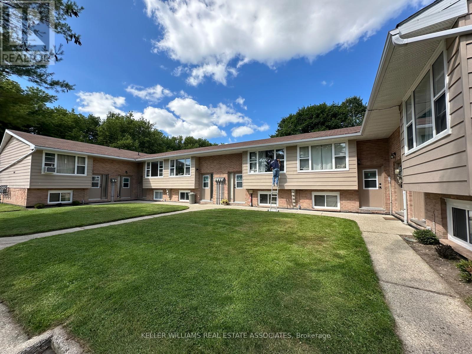 103 King Street N, Minto, Ontario  N0G 1Z0 - Photo 1 - X12123766
