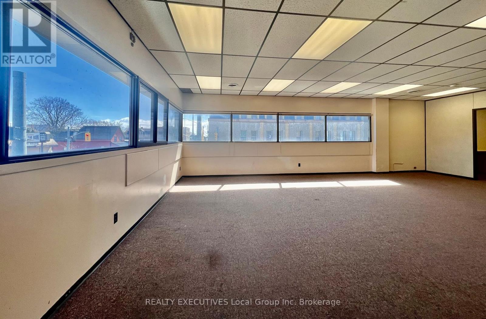 3 - 391 Main Street E, North Bay, Ontario  P1B 1B3 - Photo 6 - X12123896