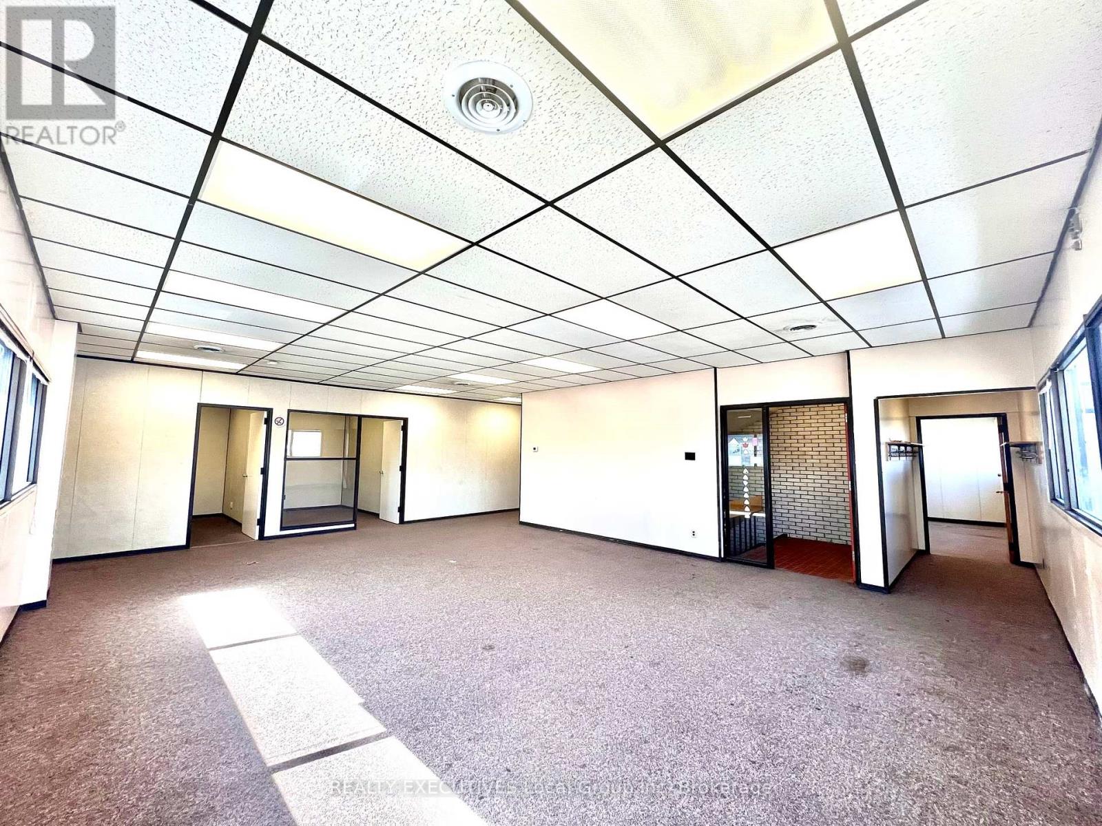 3 - 391 Main Street E, North Bay, Ontario  P1B 1B3 - Photo 8 - X12123896