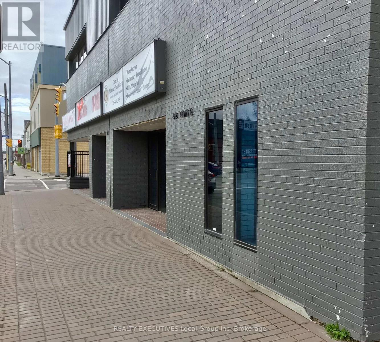 391 Main Street E, North Bay, Ontario  P1B 1B3 - Photo 3 - X12123936