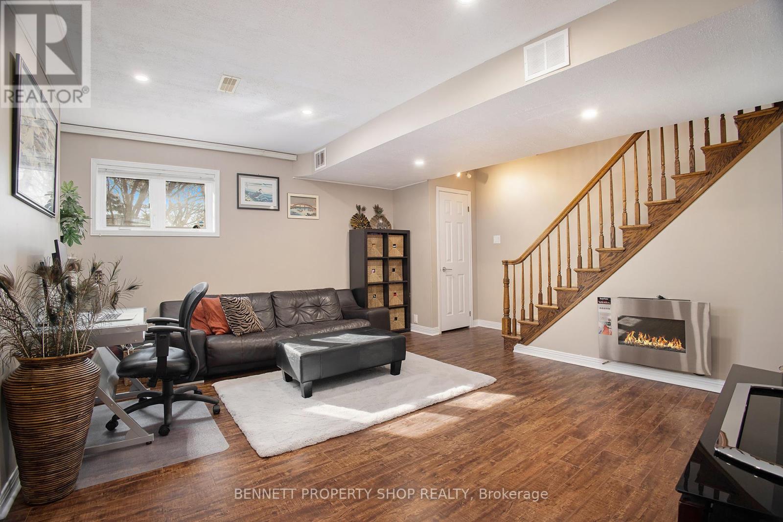 80 Queen Elizabeth Drive, Ottawa, Ontario  K2P 1E4 - Photo 20 - X12113841
