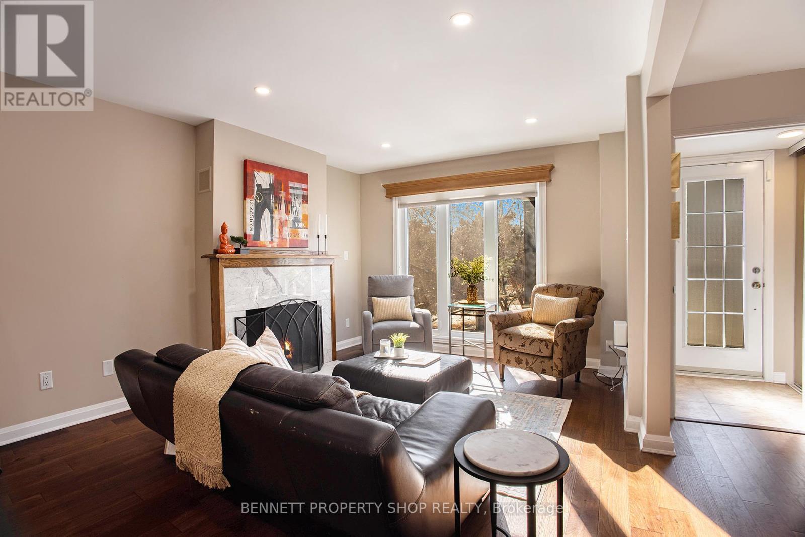 80 Queen Elizabeth Drive, Ottawa, Ontario  K2P 1E4 - Photo 6 - X12113841