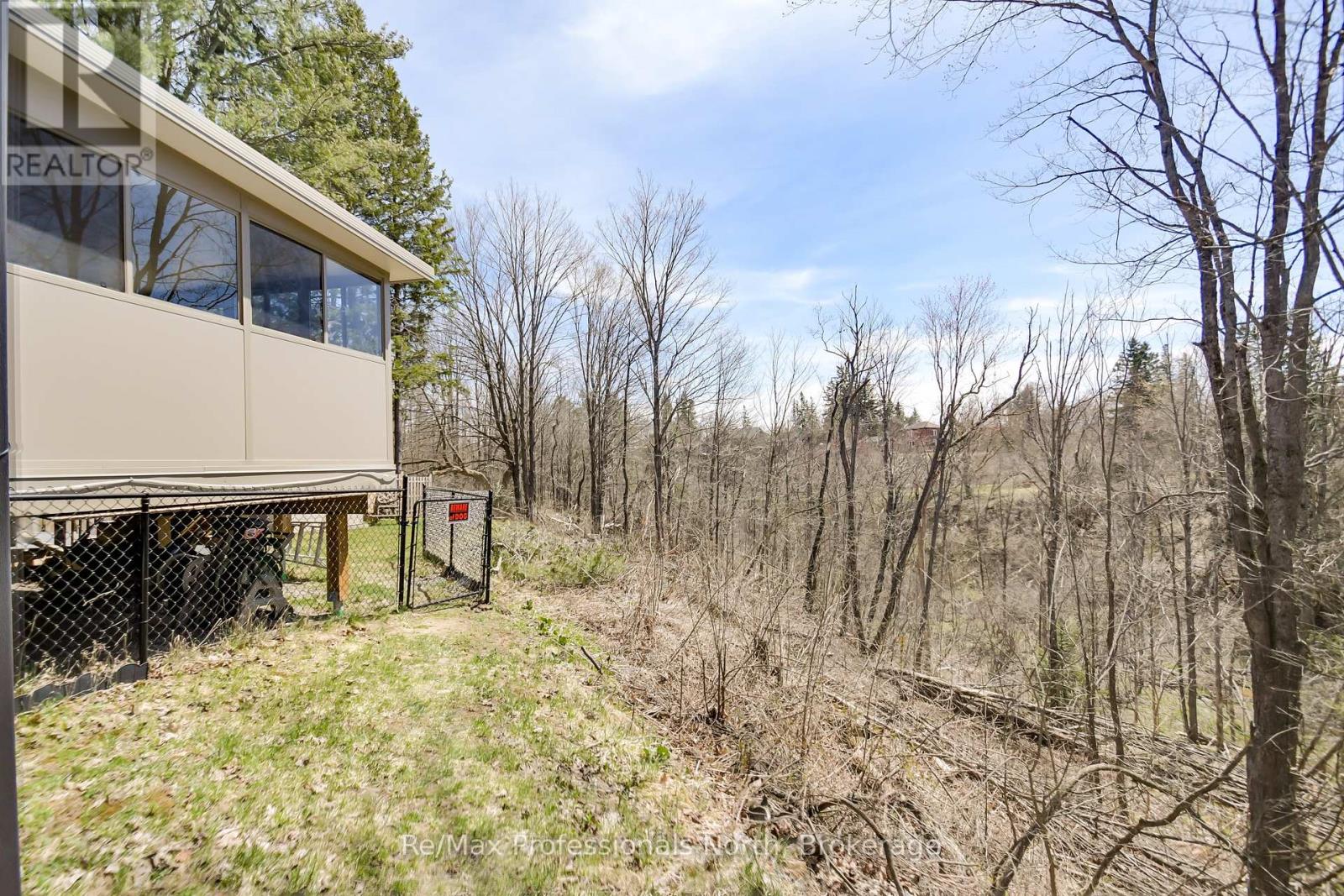 90 Ann Street, Bracebridge, Ontario  P1L 1M1 - Photo 29 - X12123878