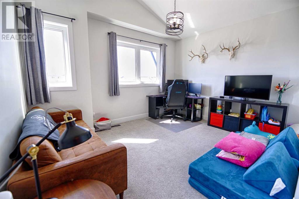 752 Coalbrook Close W, Lethbridge, Alberta  T1J 5M9 - Photo 15 - A2217733