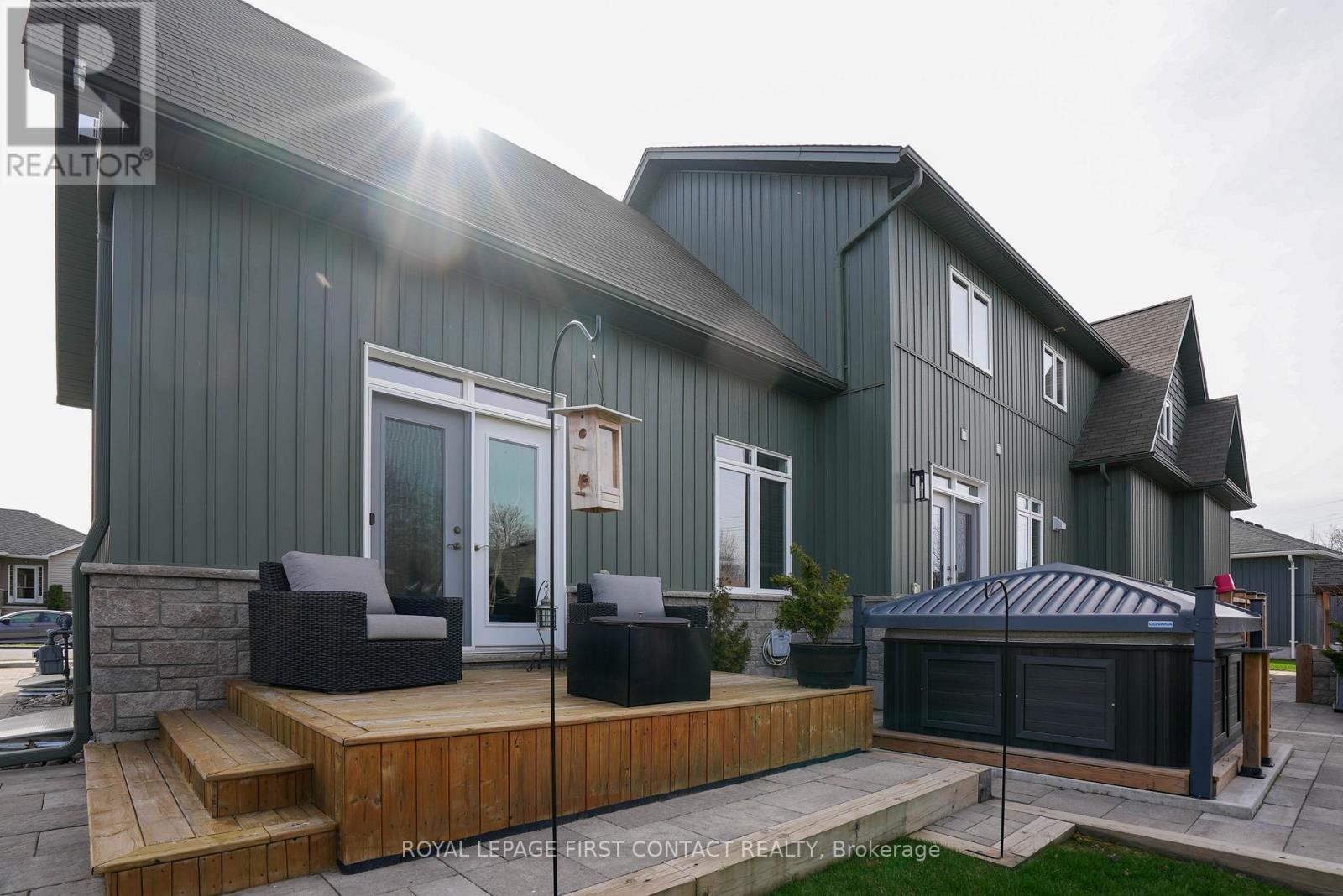 5 Charlie Rawson Boulevard, Tay, Ontario  L0K 2A0 - Photo 40 - S12089358