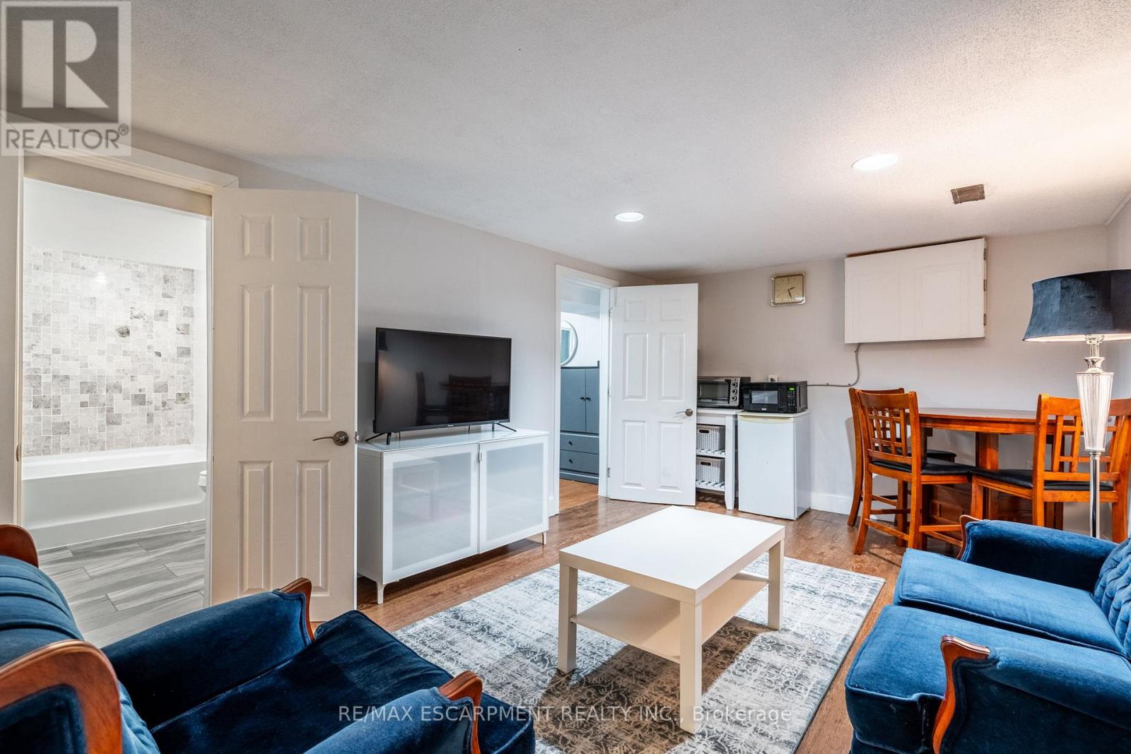 120 Chilton Drive, Hamilton, Ontario  L8J 1M5 - Photo 37 - X12122881