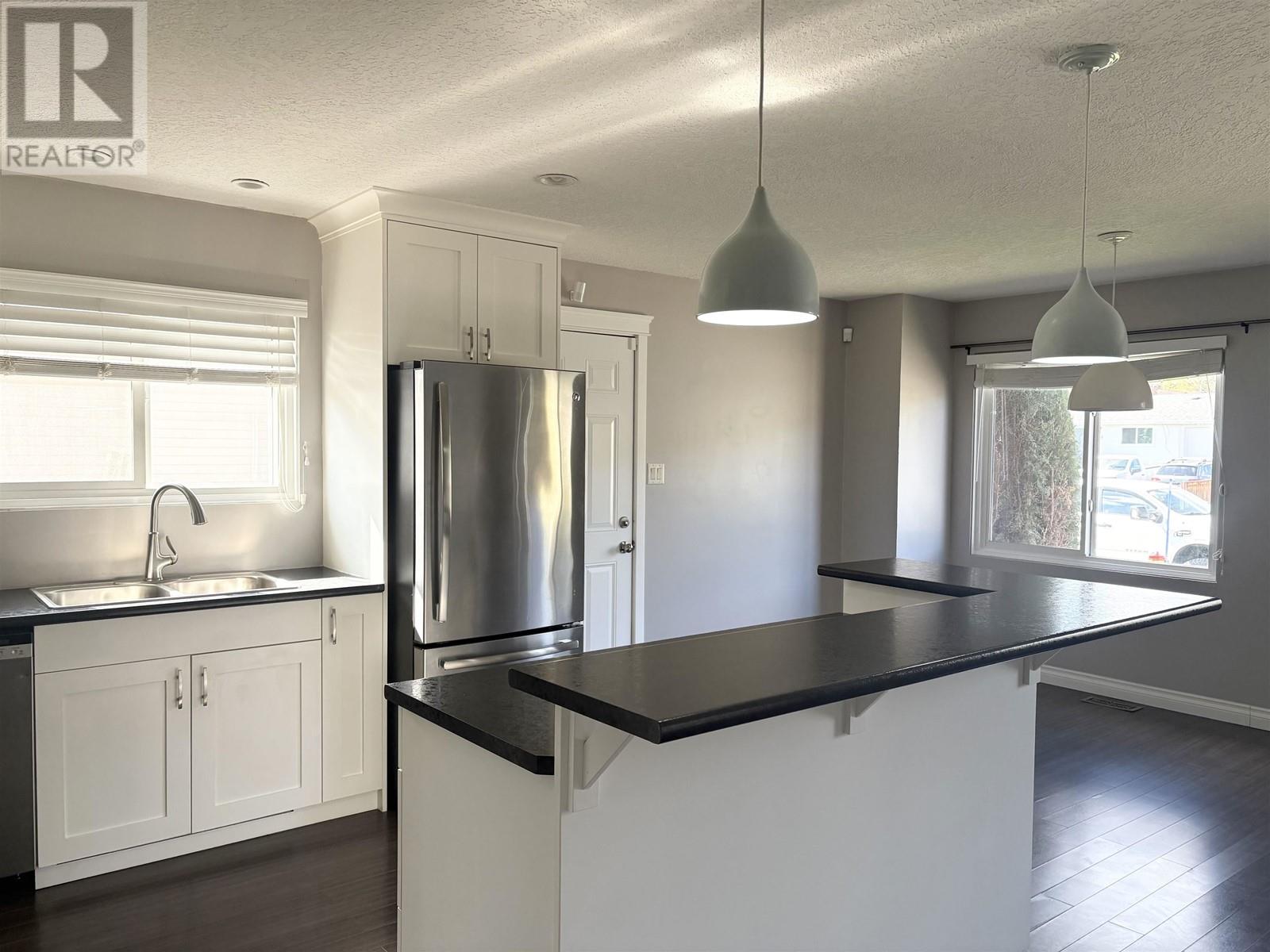 Property at 2460 FOOT STREET image 2